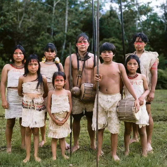 Miembros de la comunidad Sápara